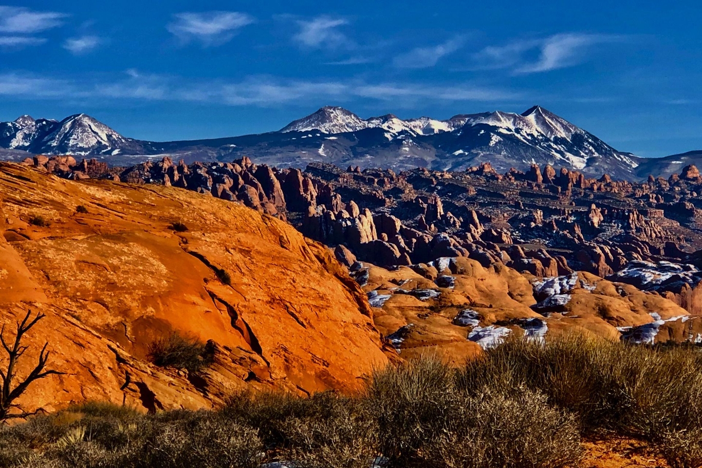 Blog > Trails > Pothole Arch | MTB Trails - Moab Bike Shuttle | Moab, Utah